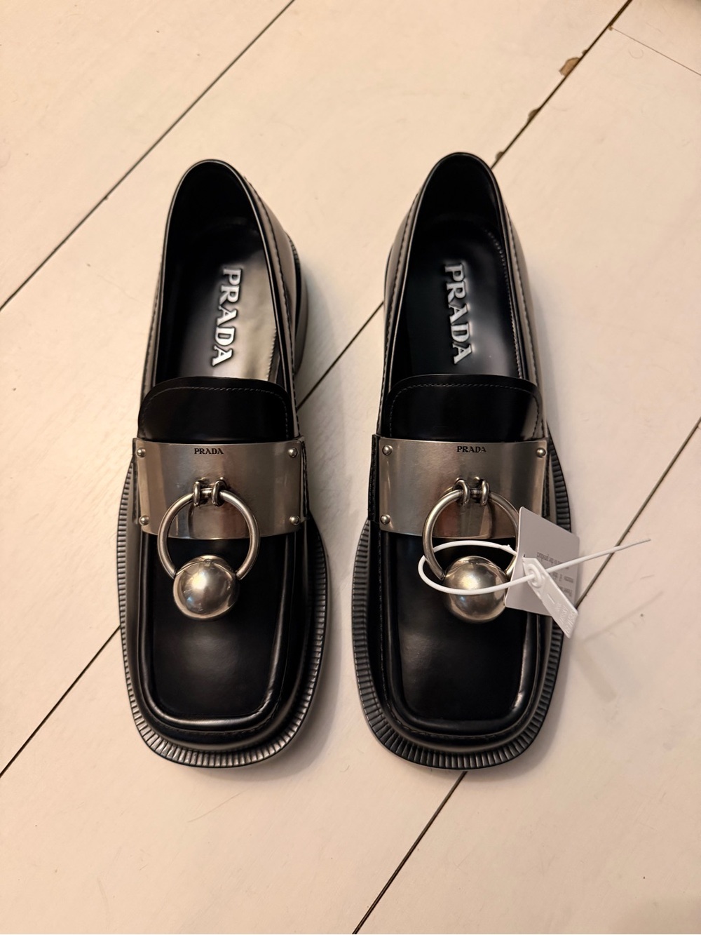 NWT PRADA Men’s Brushed Leather Loafers with Metal Ring Piercing Size 9